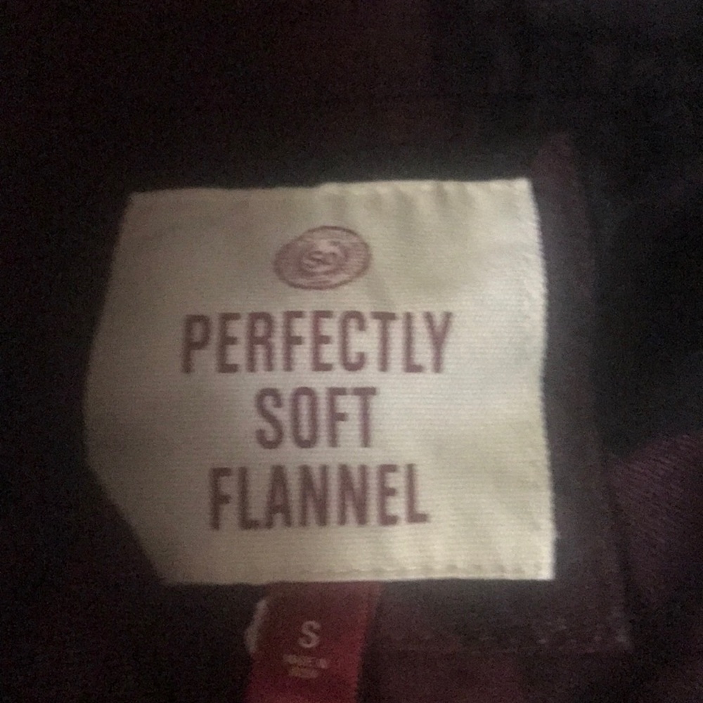 New flannel - Picture 3 of 3